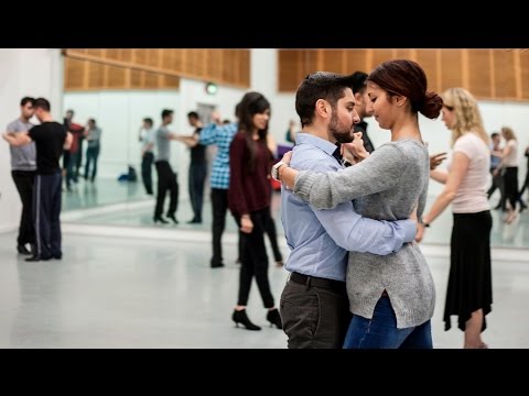 Video: Sådan Bliver Du Et Godt Par Med Argentinsk Tango