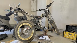 トリッカー 練習中エンジンに穴空いて終了