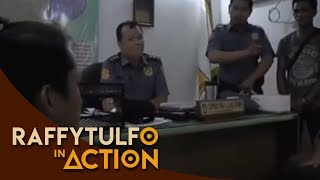 Pulis na nakunan ng video habang nananakal at nanghampas ng tubo sa tindero, lusot sa kaso.