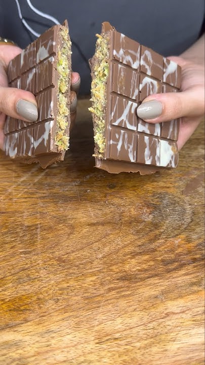 Как должен выглядеть дубайский шоколад Dubai's Viral Kunafa Chocolate ASMR 