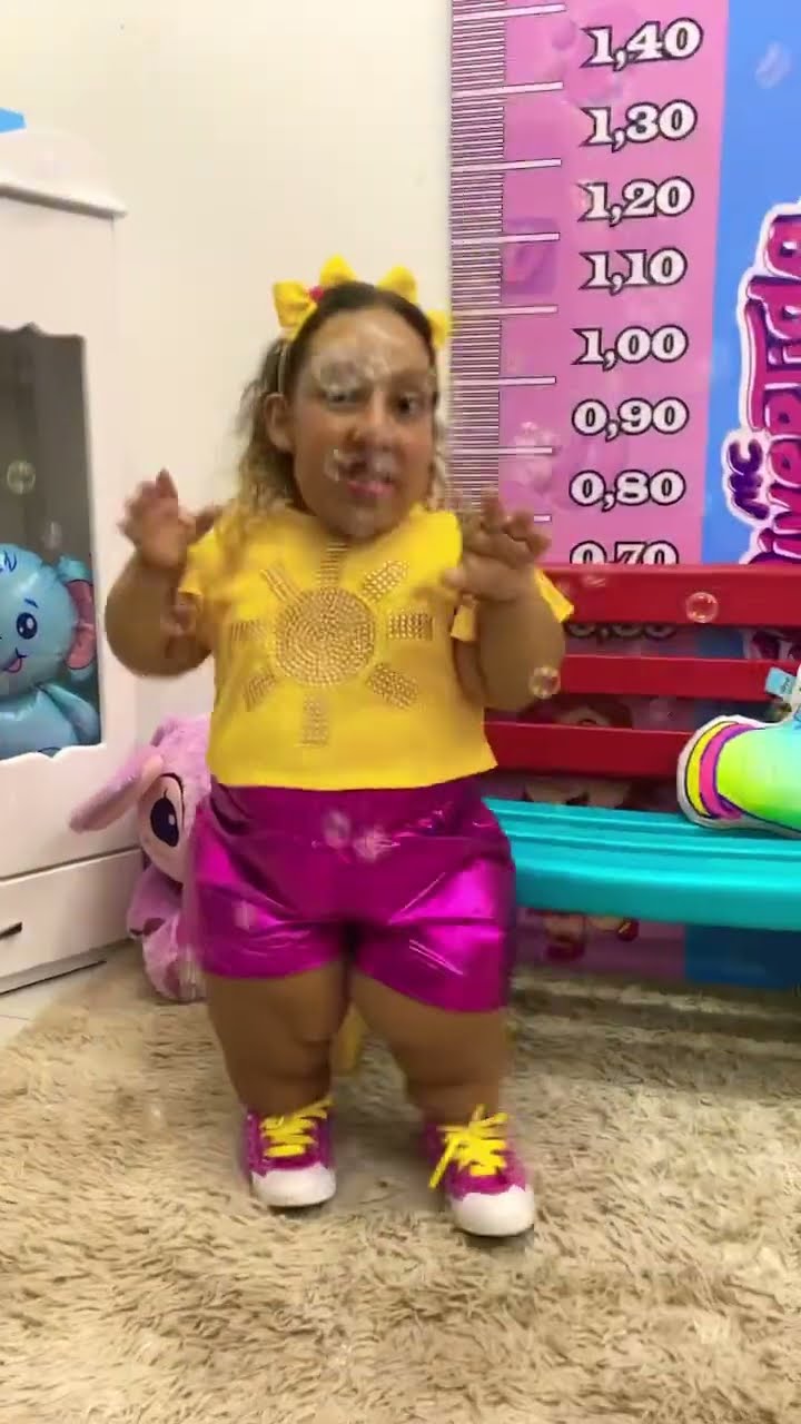 Bolha de sabão Música Divertida para Crianças #shorts