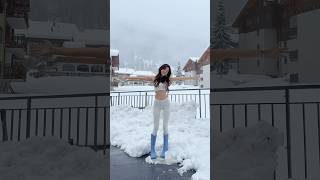คลิปแต่งตัวกลางหิมะกลับมาแล้ว ⛄️❄️🩵