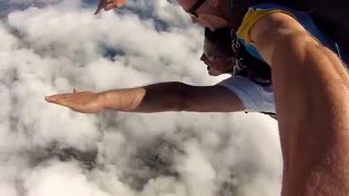 R Skydiving and beach @ Goldcoast