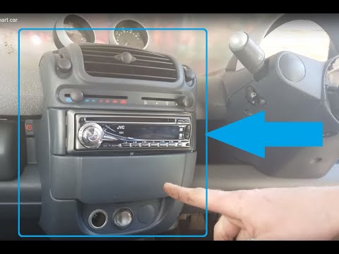 How to remove the centre dash console / radio on Smart car ForTwo 450 dashboard