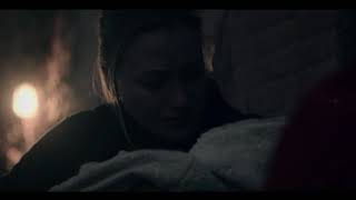 Serena let&#39;s June escape with Holly - The Handmaid&#39;s Tale 2x13