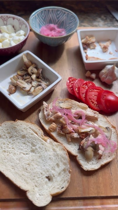 Смачний сніданок #рецепты #канапе #breakfastrecipes #сендвич #сніданок ...