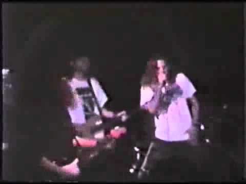 Pearl Jam - Off Ramp Cafe, Seattle, WA (1990-10-22)