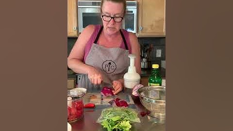 Salsa in the Manual Food Processor- Pampered Chef