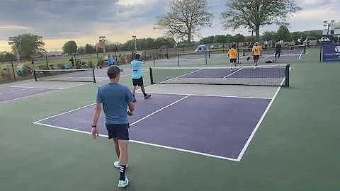 M.Lai/A.Szczepko...  vs. T.Clemmer/S.Henr...  -  M...