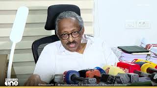 'എവിടെയോ വെച്ച് റോക്കോർഡ് ചെയ്തൊരു സാധനം തിയേറ്ററിൽ കാണിക്കുന്നതു പോലെ കാണിച്ചോണ്ടിരിക്കുന്നു...'