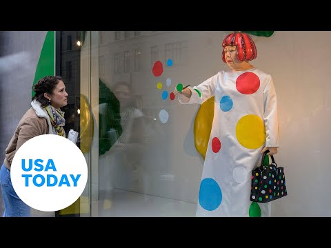 Hyper-realistic Yayoi Kusama robot spotted in London for fashion line | USA TODAY