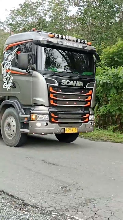 TRUK ALAT BERAT PALING KEREN #automobile #alatberatterbesar #truckmaniaindonesia #excavator