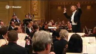 F.WelserMöst conducts J.Strauss jr.'s 'Annen Polka' op.117