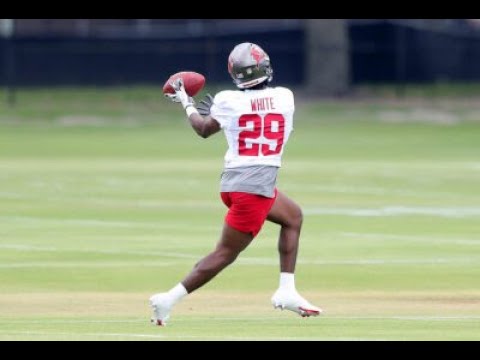 How Often Will Bucs RB Rachaad White Split Outside As A WR?
