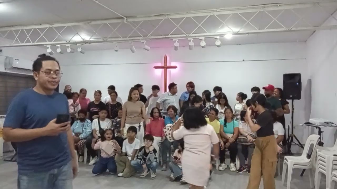 WE ALWAYS TAKE PHOTOS TO REMEMBER THE DAYS WE WORSHIP TOGETHER