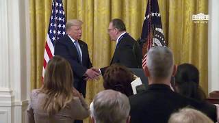 Detalles President Trump Presents the Presidential Medal of Freedom to General Jack Keane Actualización
