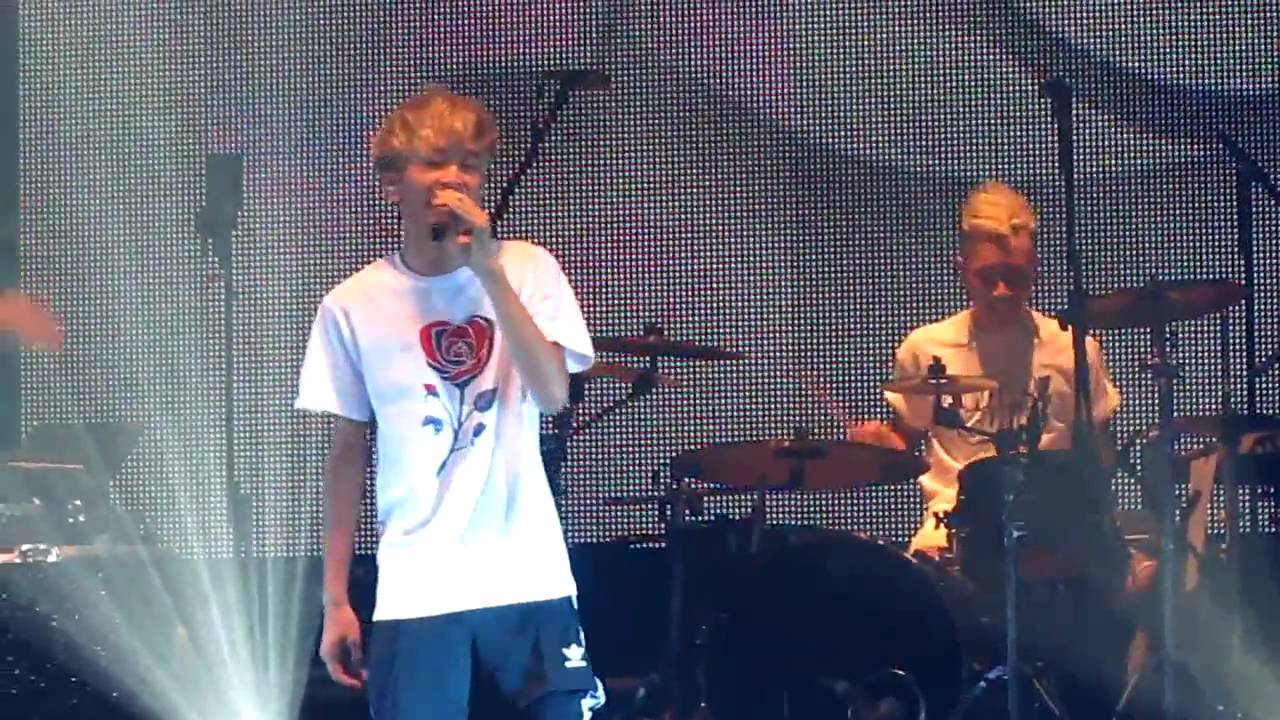 野仔 年年十八 - 18戀來Live版