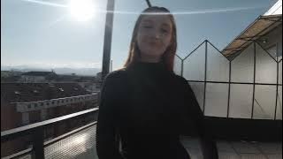 Shooting photo shoot BTS portrait video book Italian model film making of in 4k