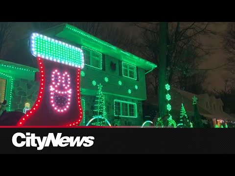 Montreal Man S Dazzling Christmas Light Display Makes Grand Return