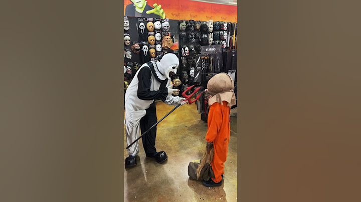 Art the Clown with his lil buddy Sam at Spirit Halloween having fun #shorts