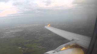 Tigerair Airbus A320 departing Melbourne - very noisy