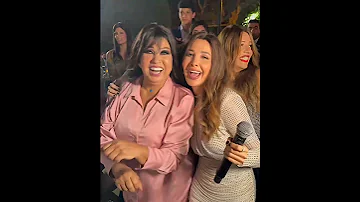 فيفي عبده ترقص مع نانسي عجرم في حفلها الأخير 