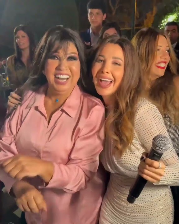 فيفي عبده ترقص مع نانسي عجرم في حفلها الأخير