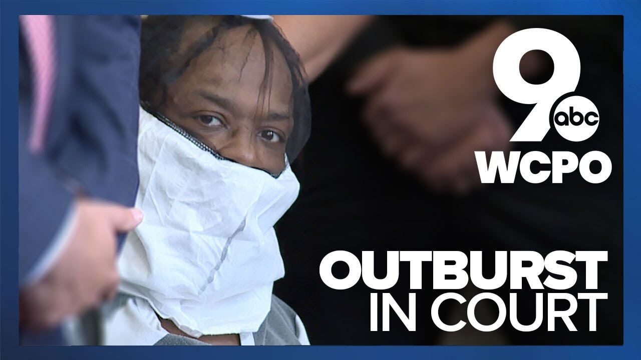 Man accused of murdering 4 people has outburst in court