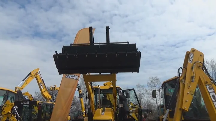 2023 JCB 4CX PRO Backhoe Loader