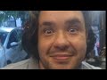 Este homem é um dos mais bizzarro do YouTube