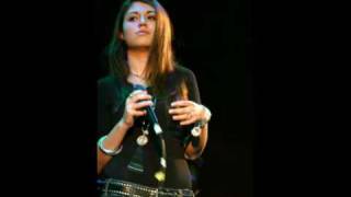 Gabriella Cilmi - Warm This Winter - New Christmas Song! chords