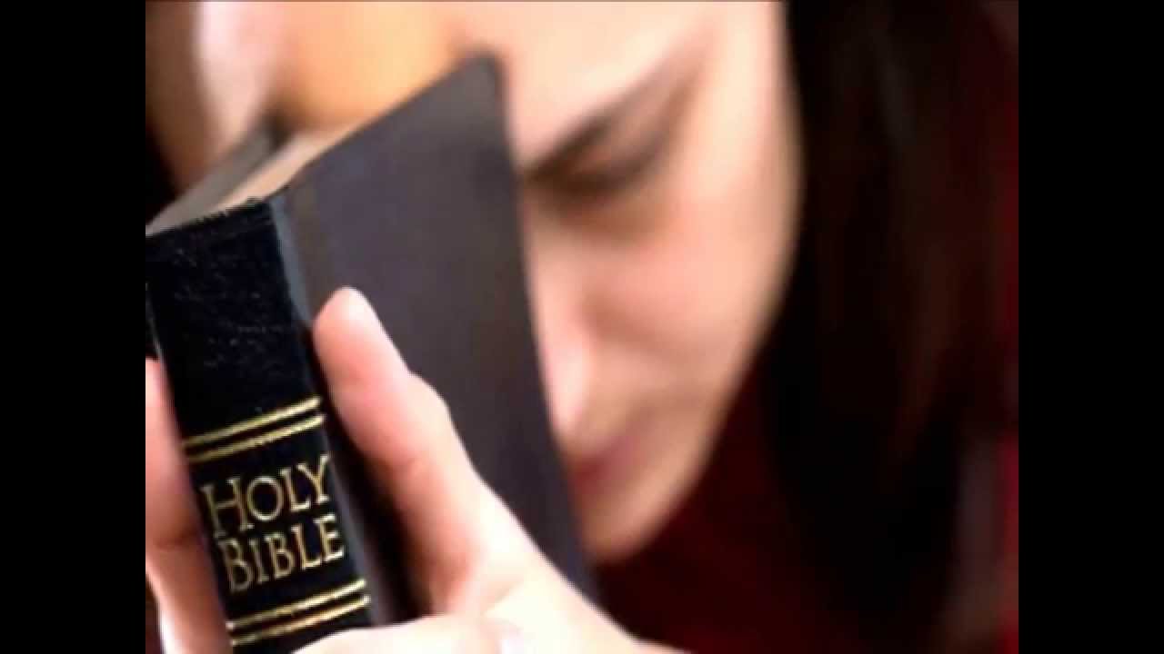 Pathy Gadea- A través del dolor