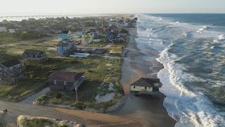 Hurricane Erin approaches east coast