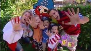 Stevie & His Friends Plays Pirate Mini Golf