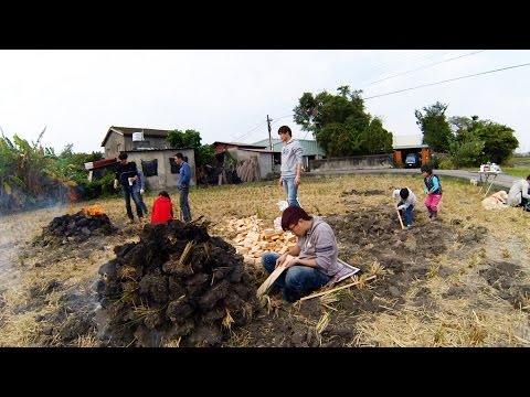 Underground Cooking Pit - YouTube