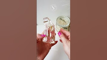 Get some crystal clear resin with our  #bubbleremovalmachine Credit from@sereneatelie