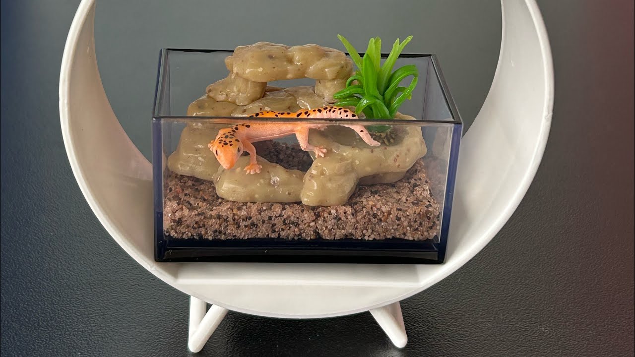 Mini Verse Make It Mini Animals! Gecko!! #miniverse #mini #animals #gecko #miniature #pets #capsule 