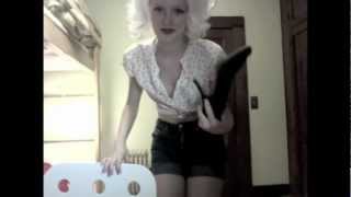 (Vlog) Halloween Pin Up Doll Costume