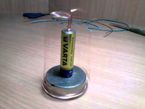 Simple electric motor model / prosty model silnika elektrycznego - YouTube