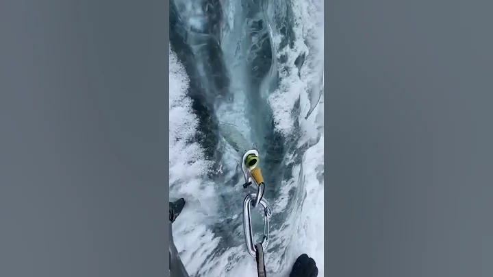 How Ice Climbers Attach Safety Ropes