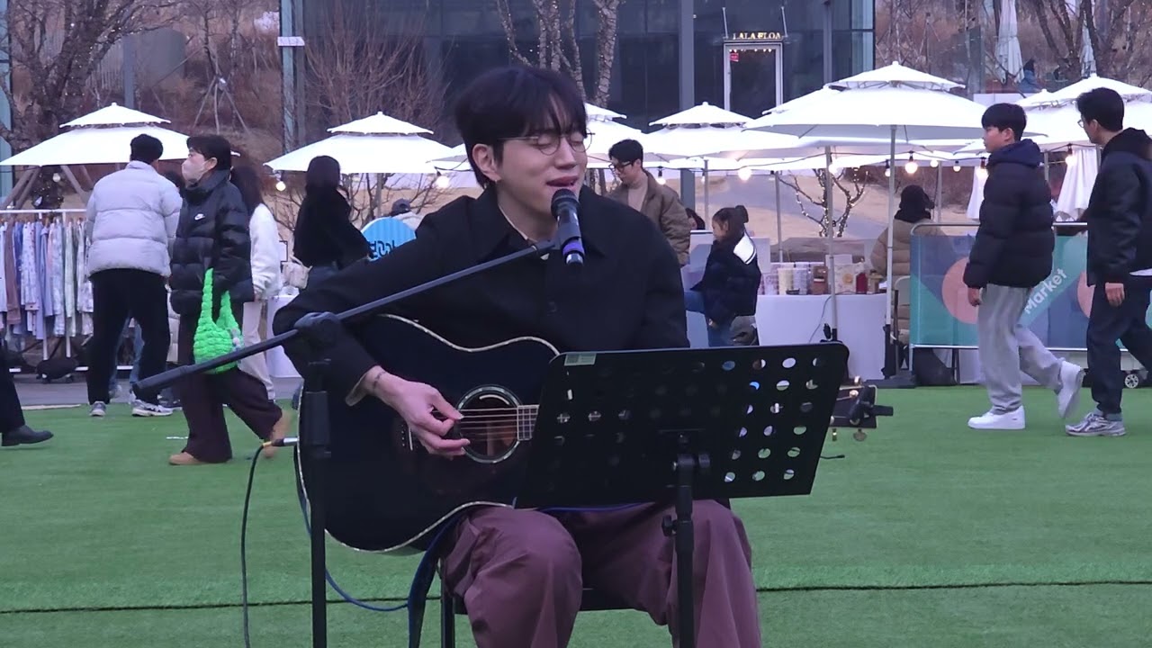 [테종] 260214 롯데프리미엄아울렛 버스킹 - Don't Look Back in Anger (원곡:Oasis)