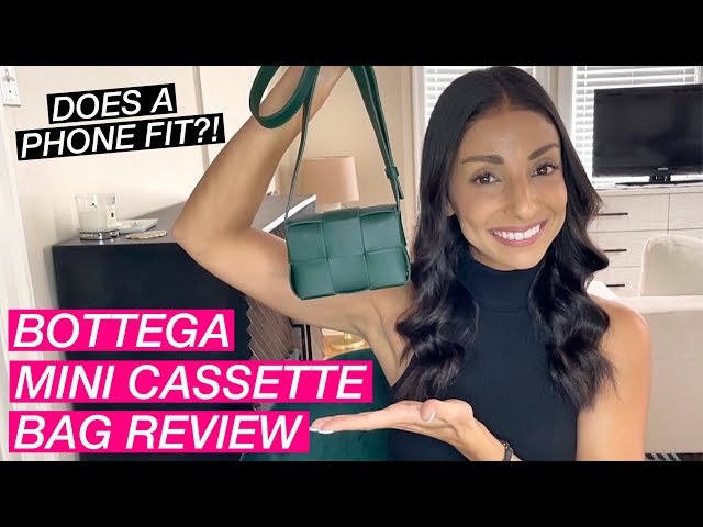 BOTTEGA VENETA CANDY CASSETTE BAG REVIEW  WHAT FITS INSIDE BOTTEGA MINI  CASSETTE/CANDY CASSETTE? 