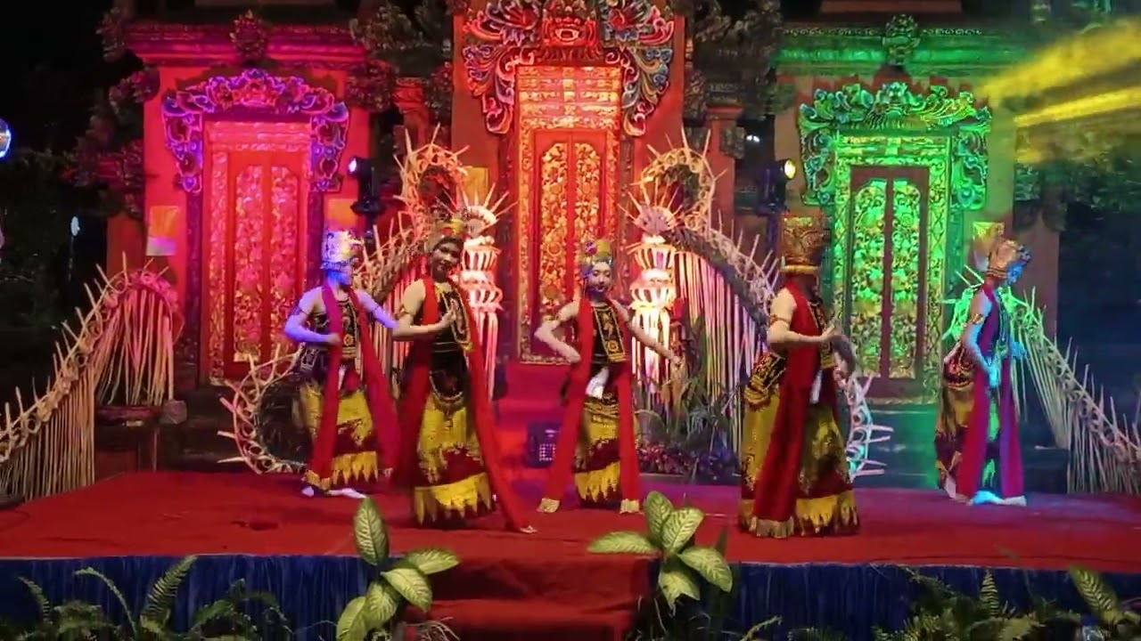 Begitu meriah nya dalam acara darma santi 25 april 2025 di pura kertha bhuwana giri wilis