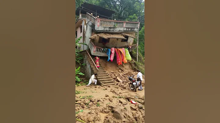 Massive Landslide Destroys Everything 🚨#disaster #landslide #shortvideo