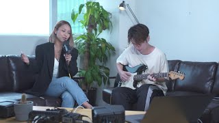 鄭融 Stephanie Cheng - 健康教育｜Acoustic Live Resimi