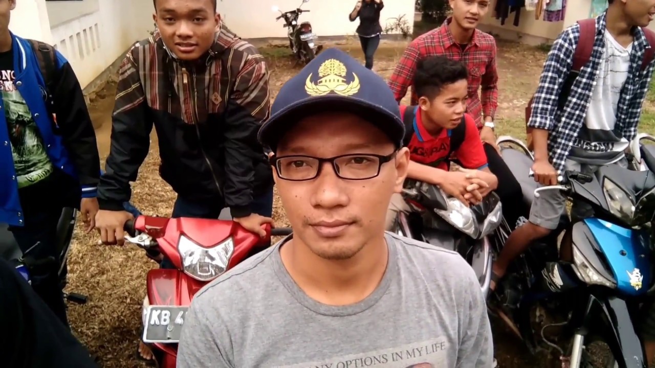 Bertualang ke air terjun Entugun Nanga Mahap - YouTube