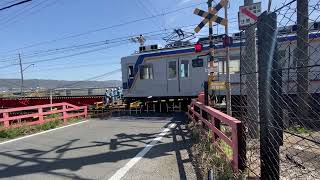 南海本線7100系普通車なんば行きと南海か打線7100系普通車和歌山市行き　　南海本線紀ノ川橋梁通過！