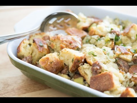 The Best Thanksgiving Stuffing Recipe