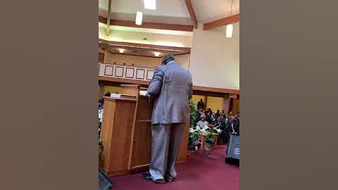 Pastor W.R Clark Eulogizing Rev. Perry McNeal