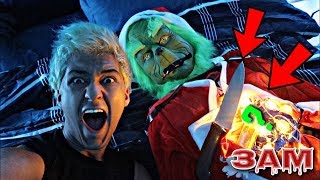 DO NOT CUT OPEN THE GRINCH AT 3AM!! *OMG WHAT'S INSIDE THE GRINCH*